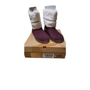 NOT FOR SALE!!!! Koolaburra by UGG W Dezi Short Boots Plum Faux Fur Size 9